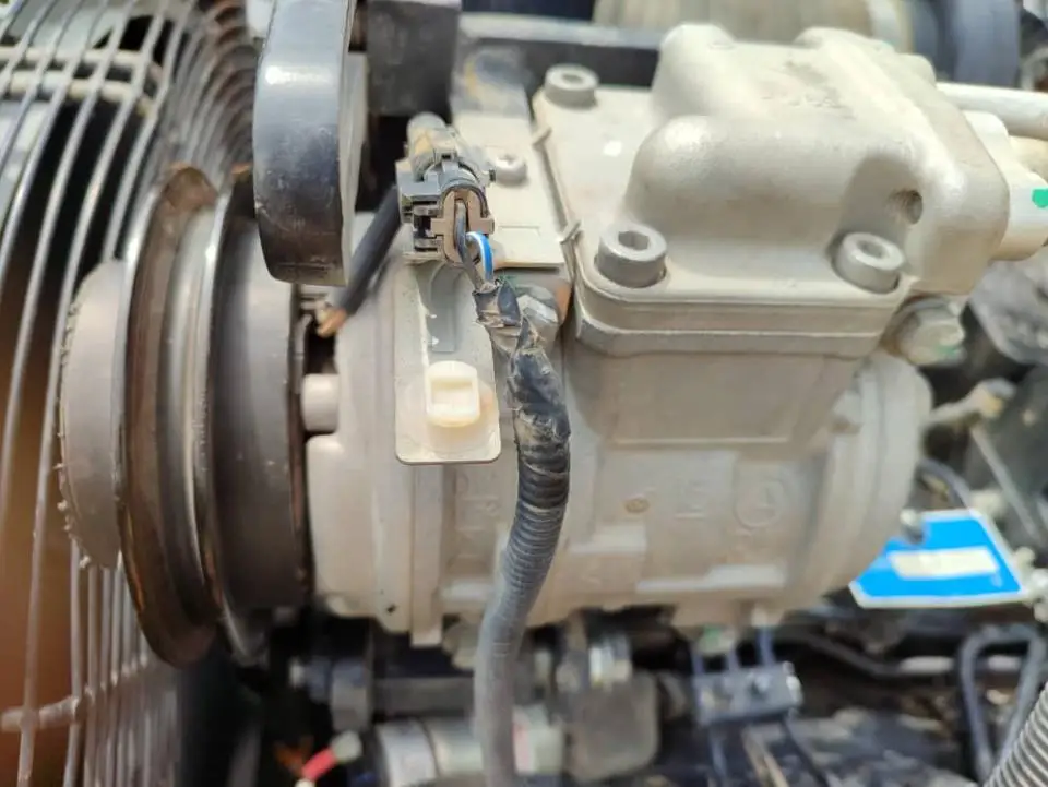 Doosan Daewoo Hyundai High Quality Air Compressor Doosan Excavator DX Spare Parts 11Q6-90091 OEM Air Compressor Assy