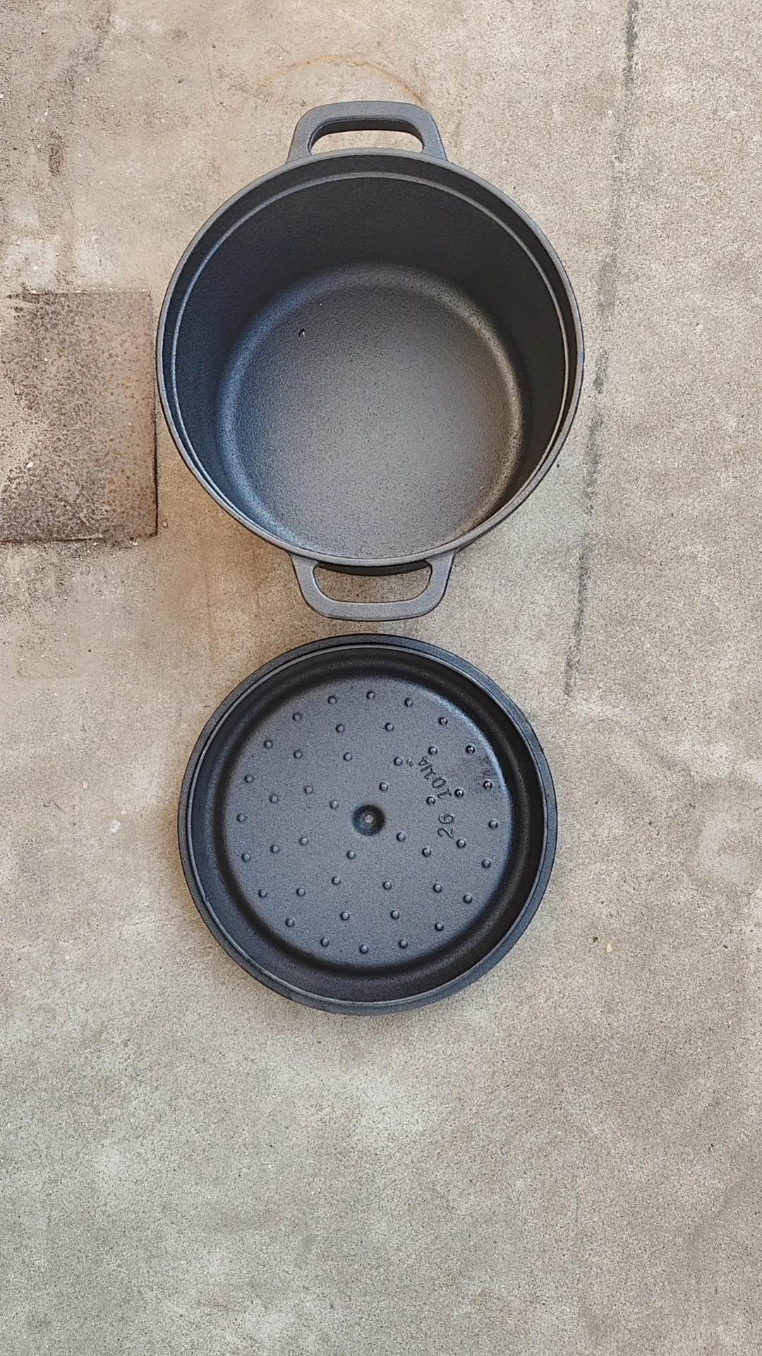 Traditional Cast Iron Solid Heavy Duty Pre seasoned  2.6 4.5 6.2 8.7 13.6 Liters of Tacho Casserole Pot Kitchenware