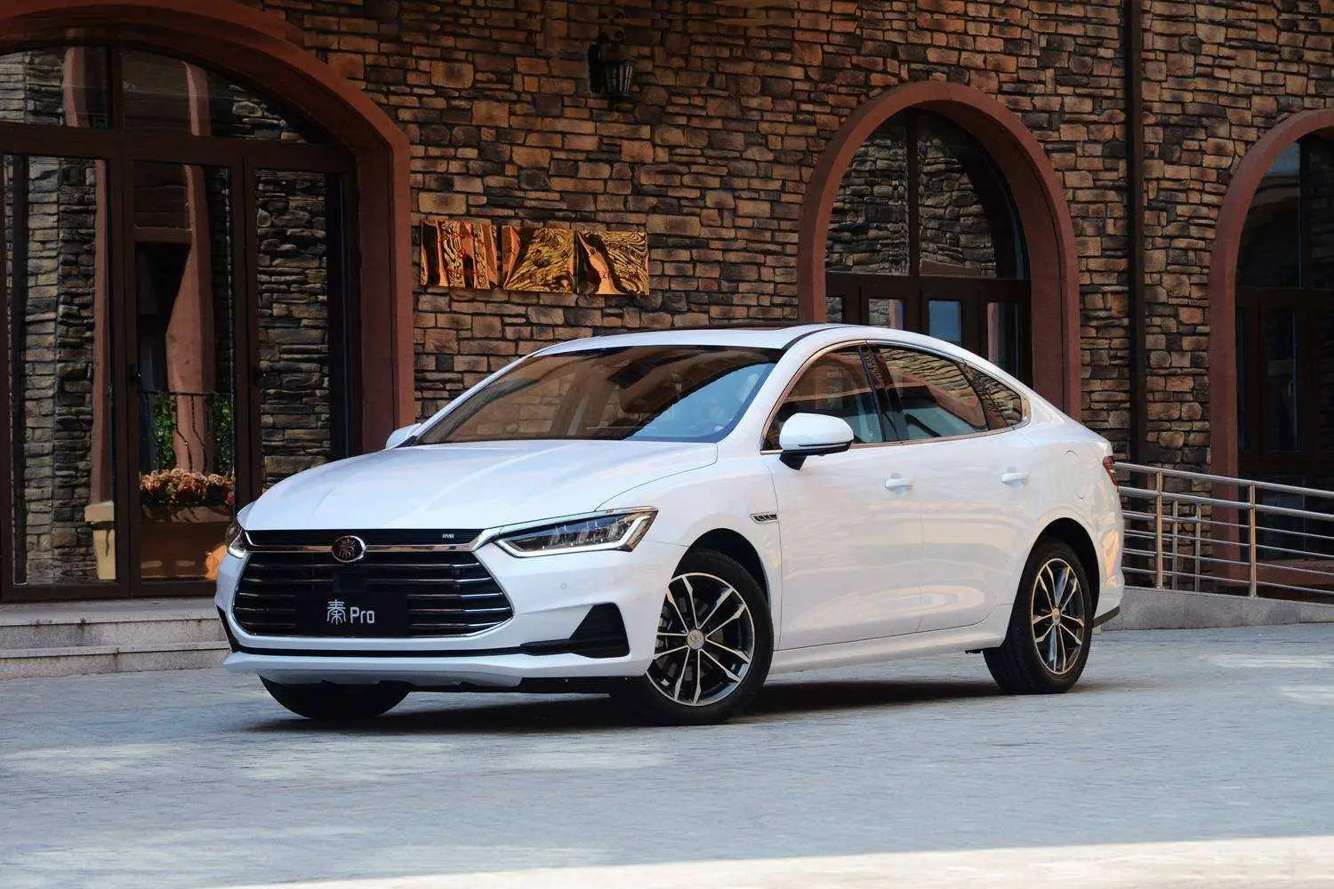 2024 Hot New Energy Electric Vehicle Ev Car BYD Qin Han Tang Song Yuan Plus SUV Dolphin Seal Sedan BYD Dynasty Auto Electric Car