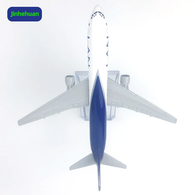 Chile B777 Airplane Model Diecast Toy 1:400 for Decoration Kids Gift Small Aircraft Models for Boys Alloy Diecast Toys