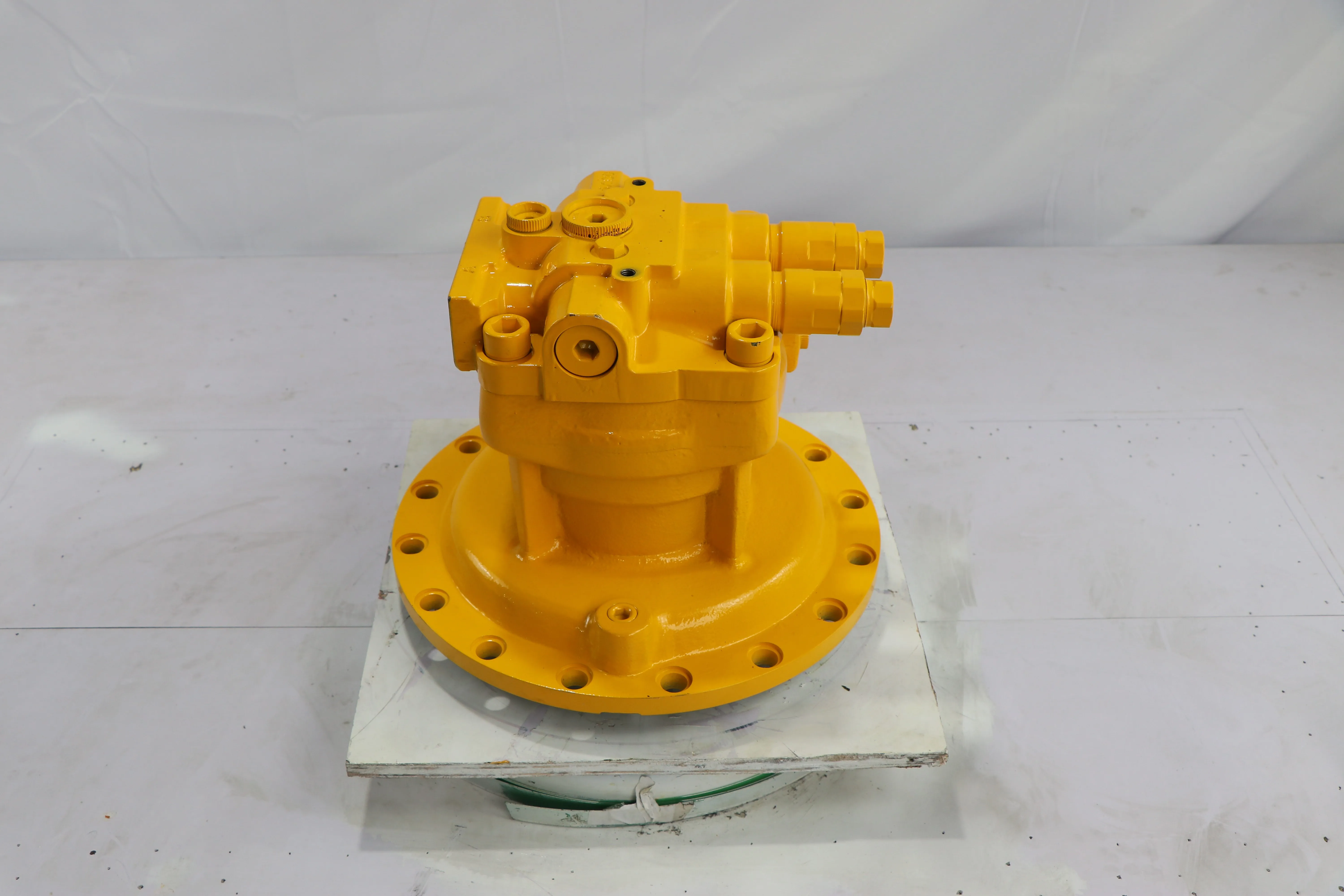 Apollo Excavator Swing Hydraulic Motor CHB -11A-030/255-122 Kawasaki Gear M5X130 Assy Spare Parts Apply for CAT320C CAT