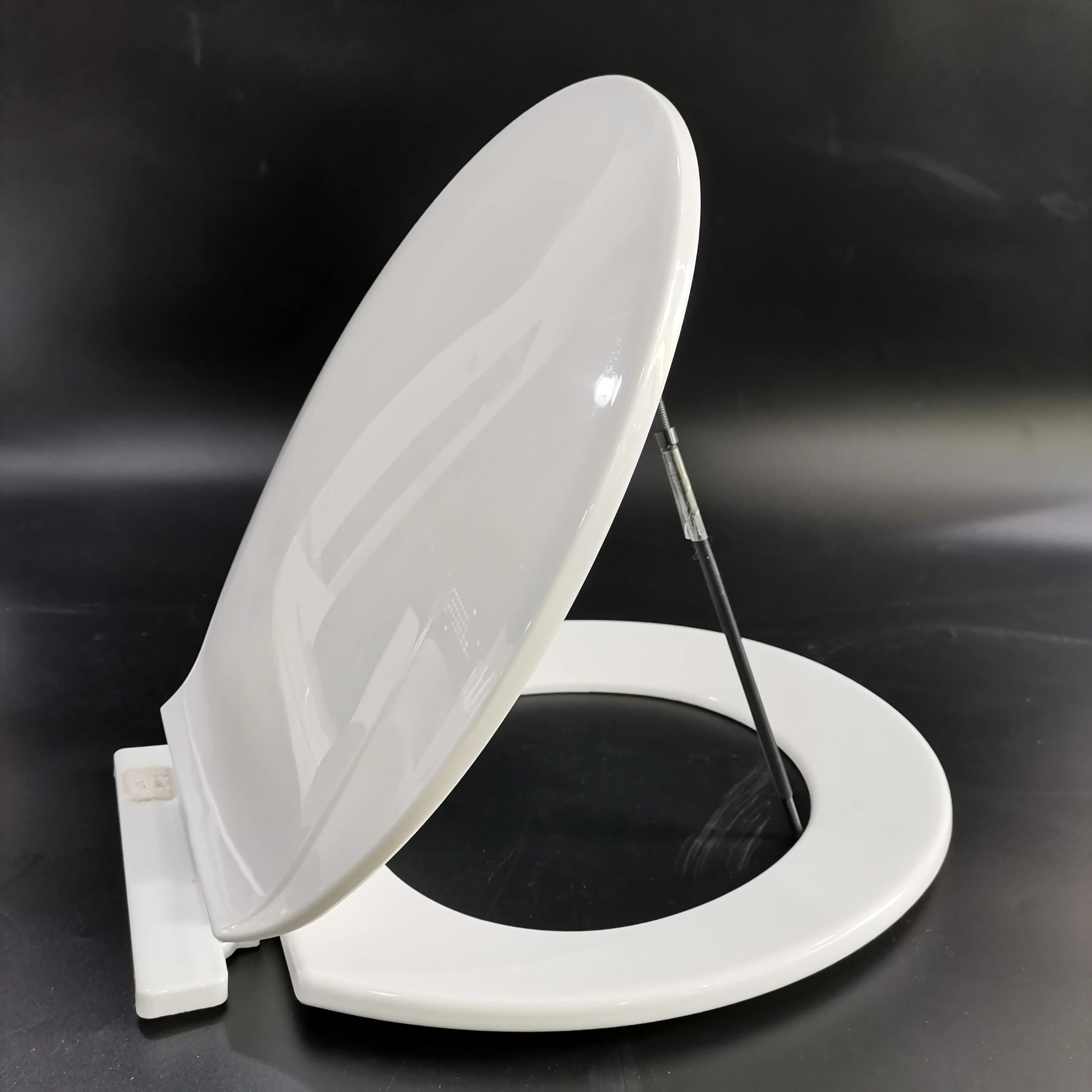 High Quality Good Price Comfortable Easy Installation Waterproof PP Toilet Seat