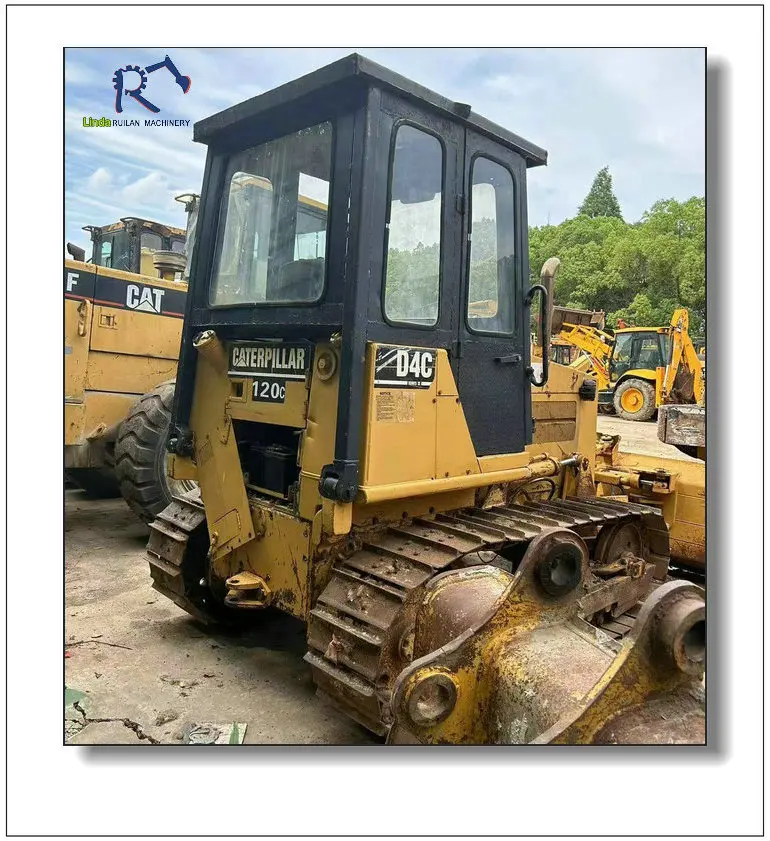 Оригинальный японский бульдозер Caterpillar бренд использованный CAT D4C мини гусеничный в Шанхае