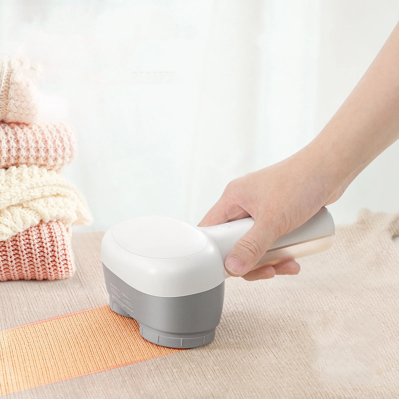 Double - end clothing pilling trimmer household clothing shaving suction shaving device rechargeable sweater pilling trimmer