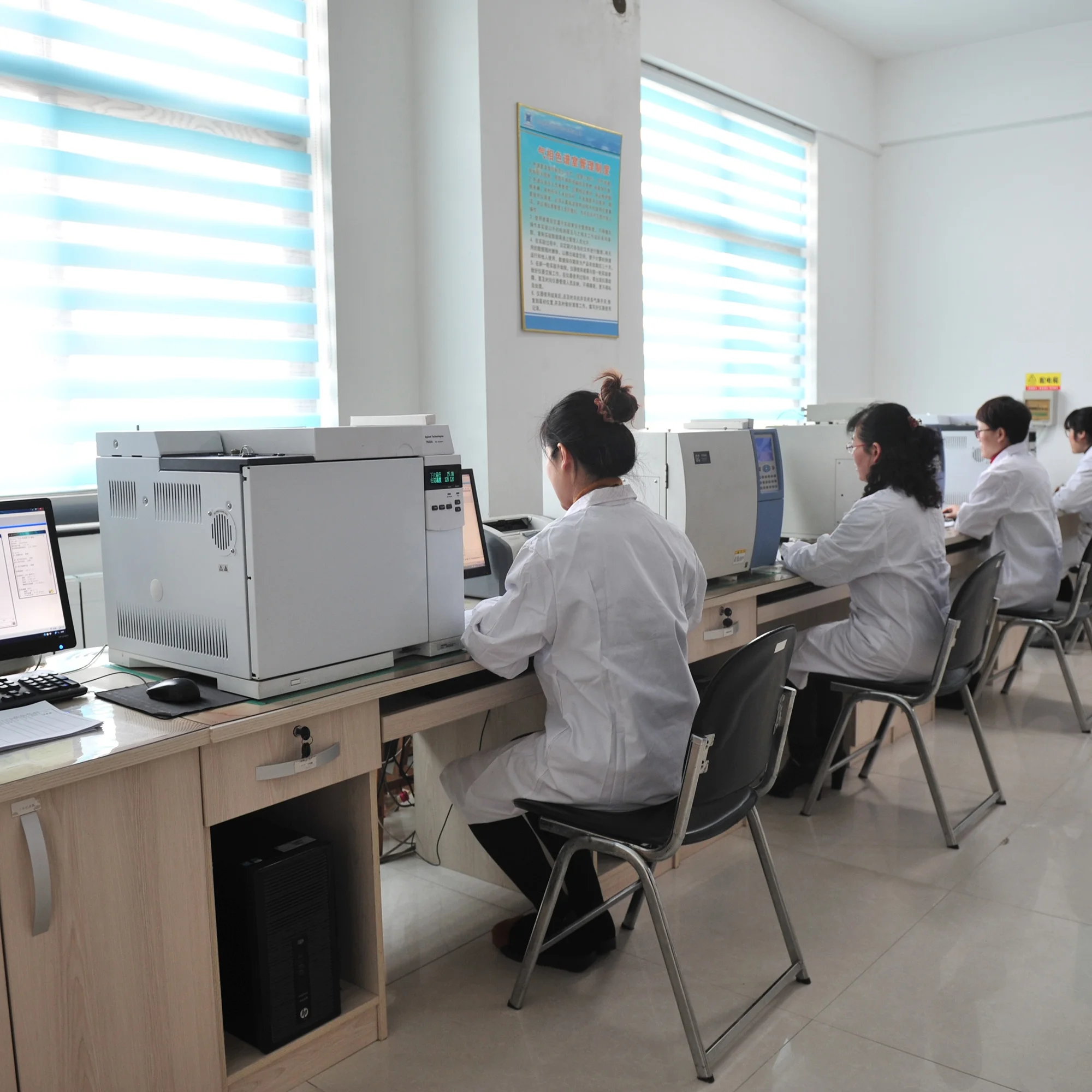 2-(Chloromethyl)quinoline hydrochloride CAS 3747-74-8