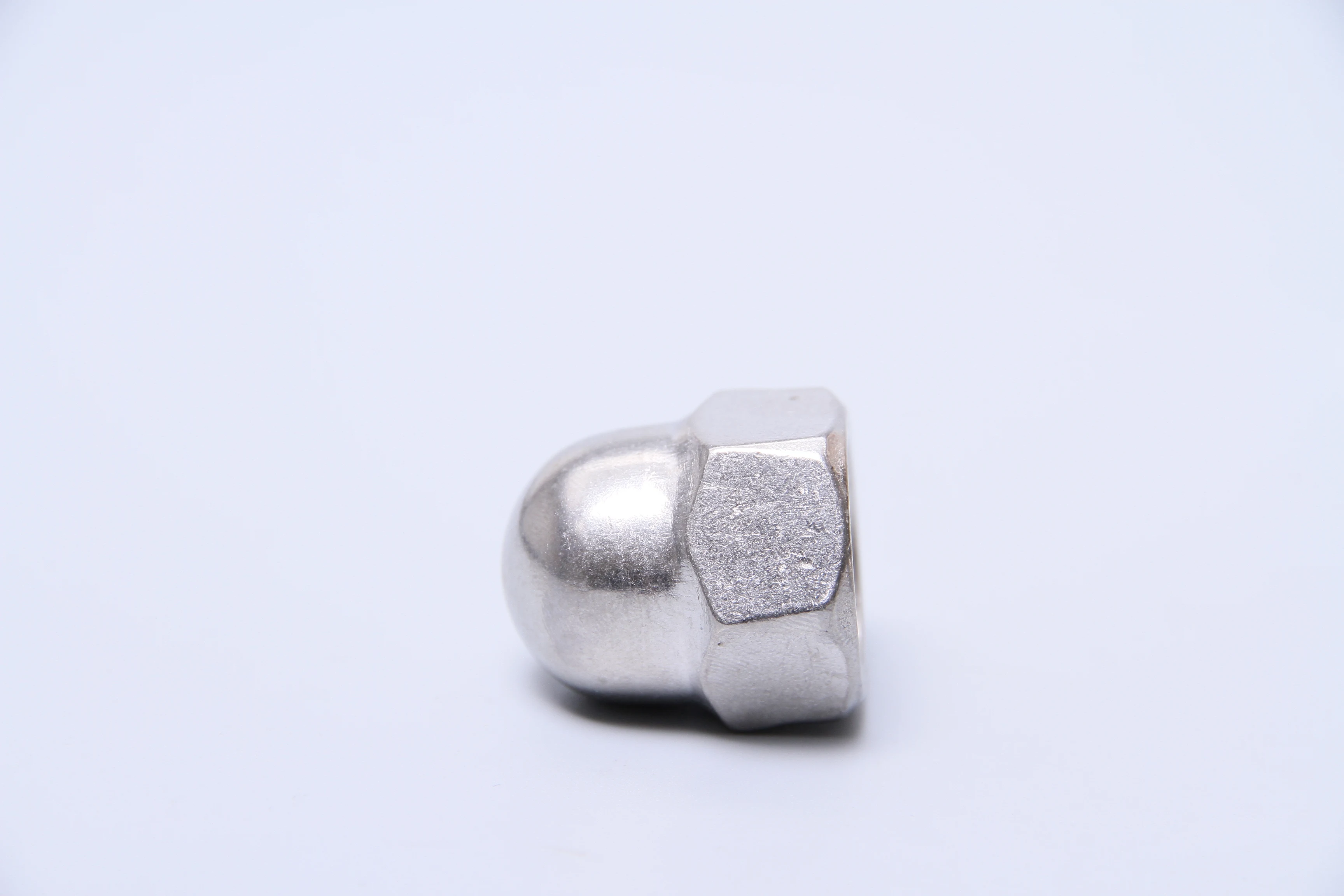 M3-M42 Stainless Steel Hex Dome Cap Nut Galvanized Zinc Plated Carbon Steel Screw Nut DIN1587 Acorn Nuts Metric Certification