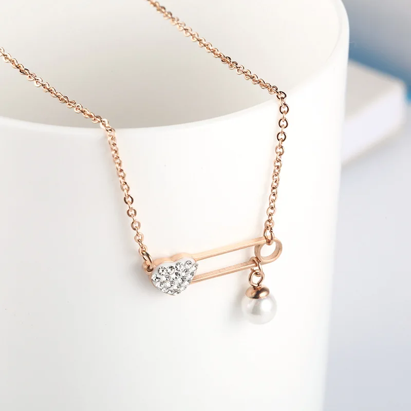 Low MOQ Stainless Steel Rose Gold Plated Heart Lock With Pearl Pendant Necklace