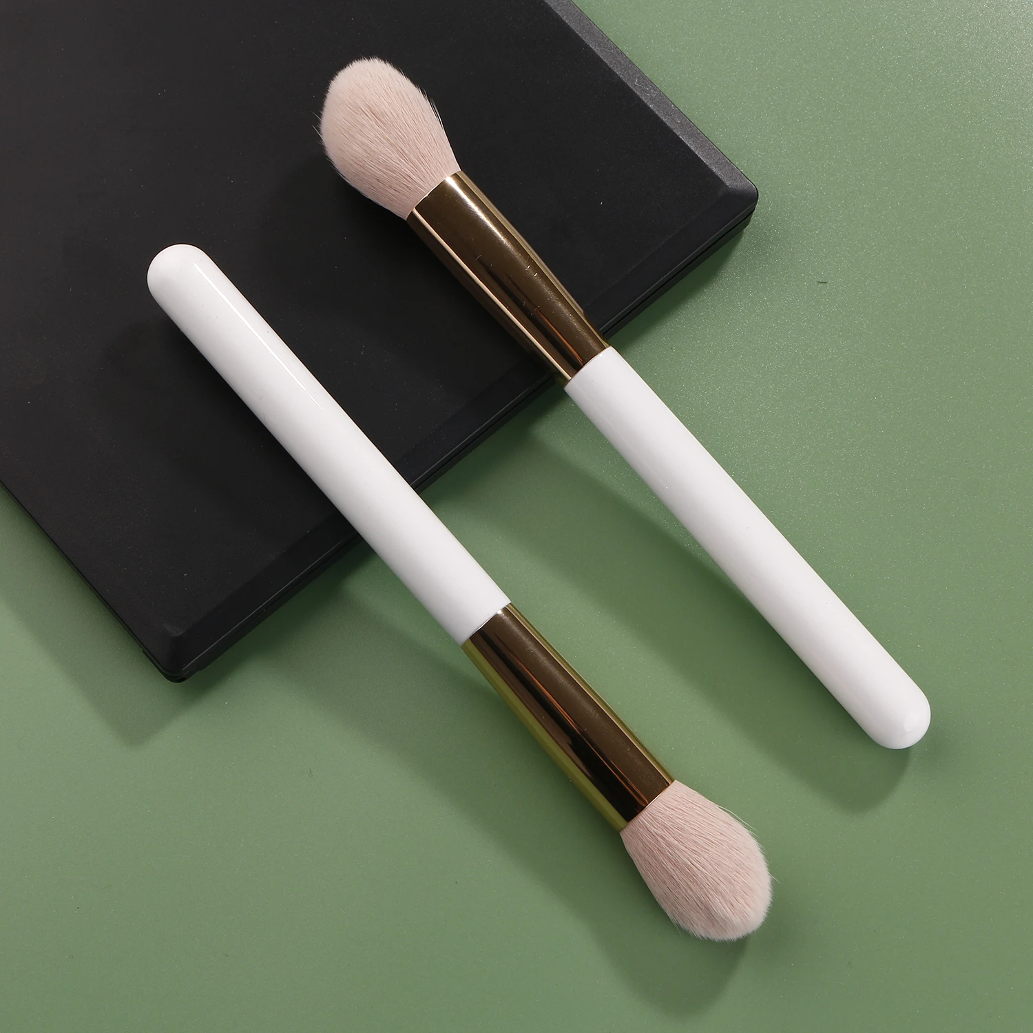 Premium Cosmetic Brush for Foundation Blush Concealer Eyeshadow eyebrow highlight brush