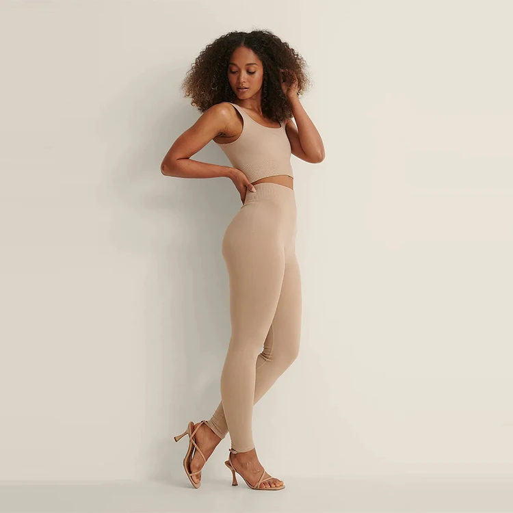 Hot Selling Custom Neckline Bottom Hem  Crop Top Vest Unpadded Cups Backless Ribbed Women Tank Top