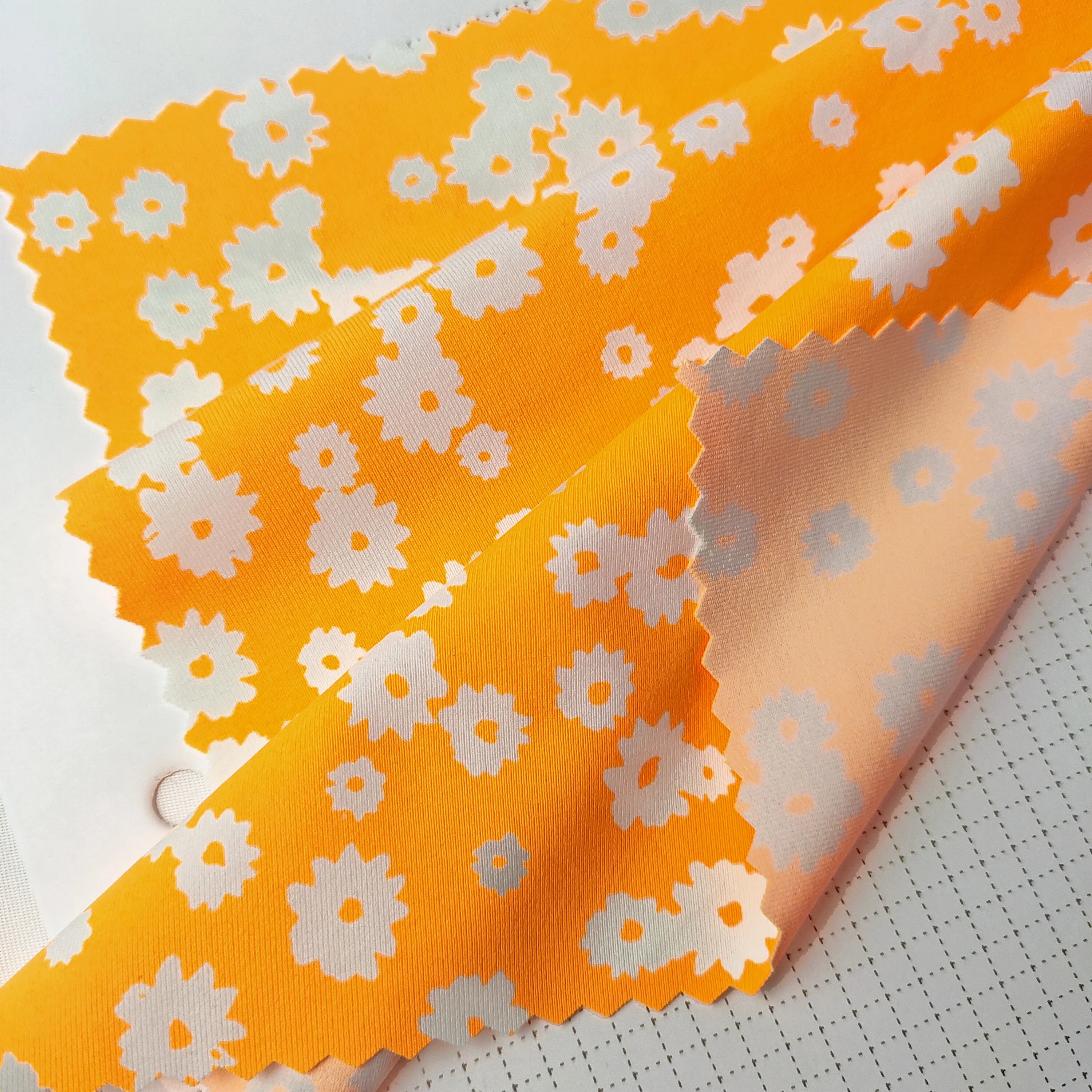 
Free Sample Nylon Spandex Fabric for Swimsuit Sport Wear Floral digital printed Soft Quick-dry OEM 