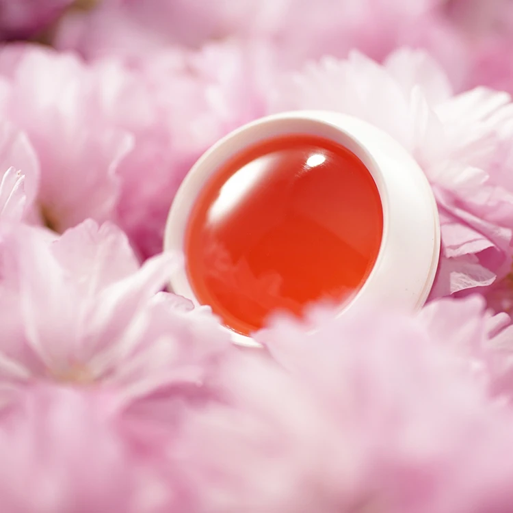 Round Ball Remove Dead Skin Smooth Improve Lip Lines lip care balm for dry lips