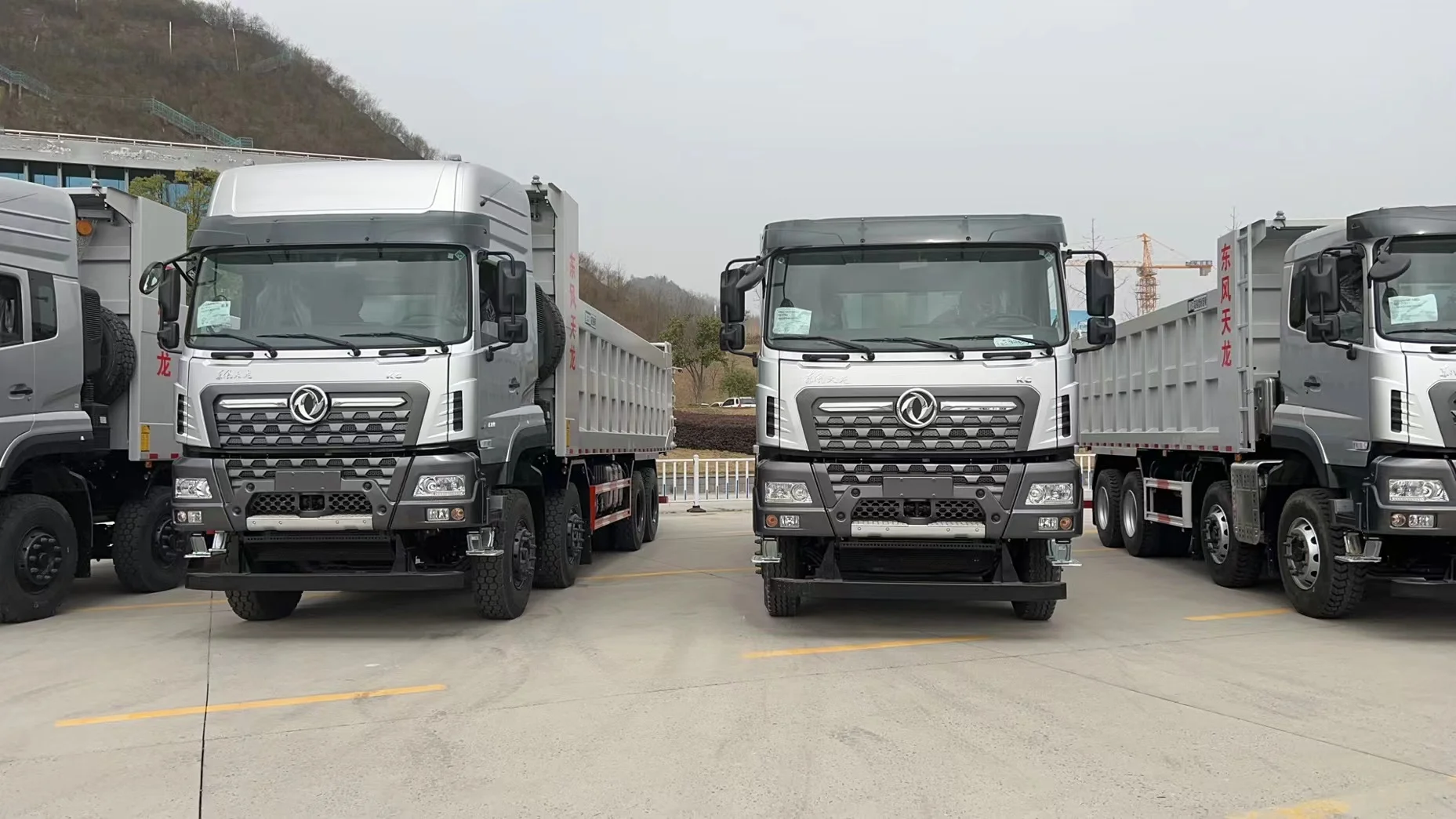 40Ton самосвал 8*4 12 колесный