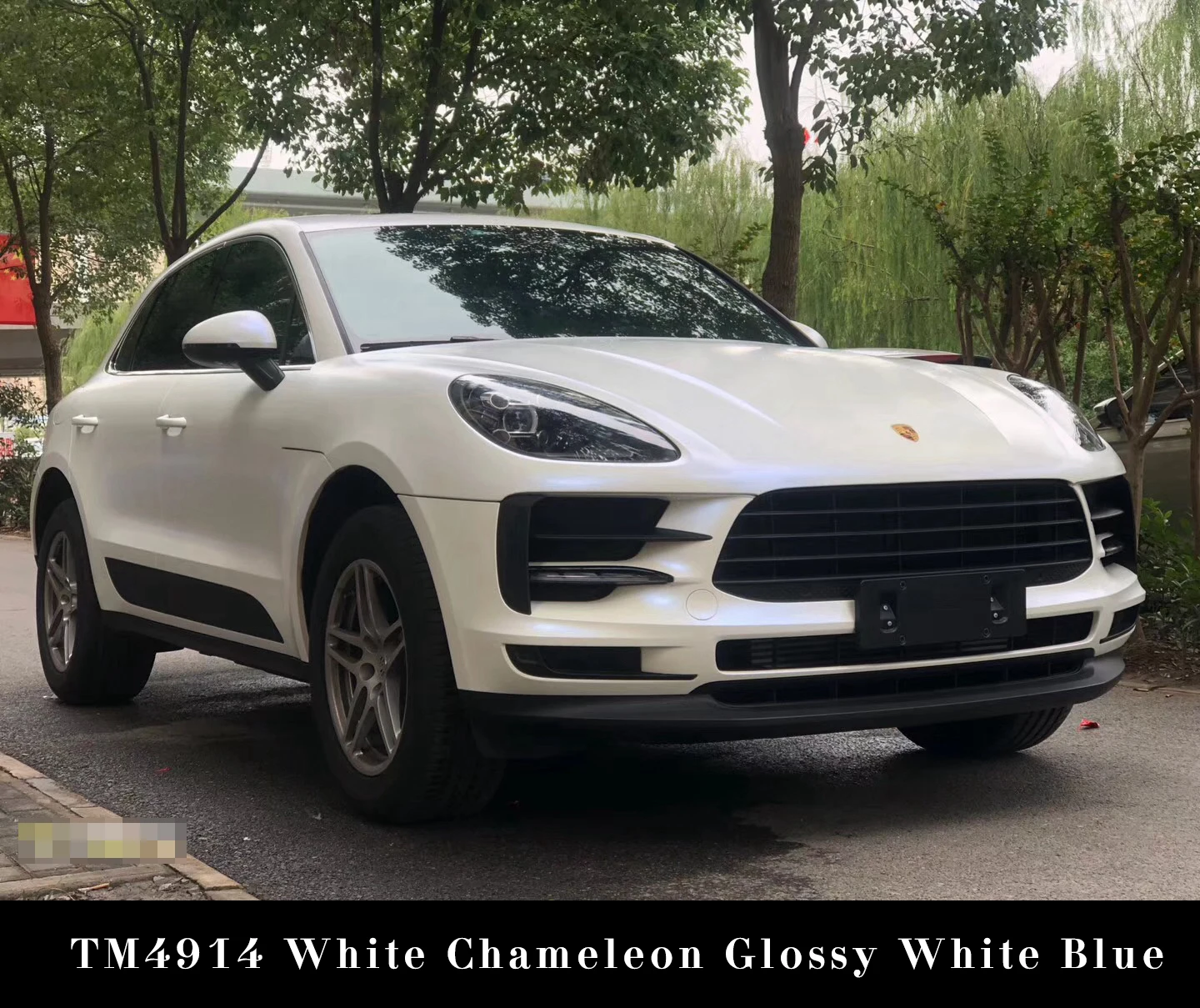 Hot Selling W1.52 x L18m(4.98 x 59ft) Self-adhesive Matte White Blue Ceramic Colour Vinyl Car Wrap Film