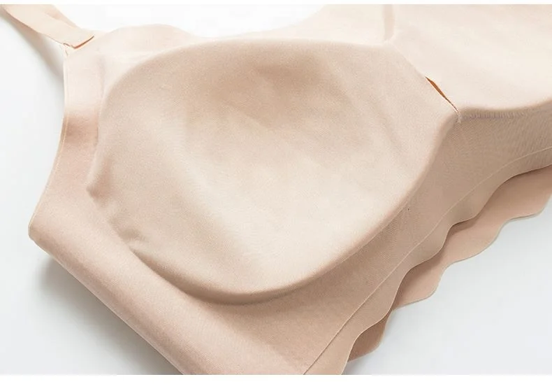 
Seamless Yoga Bra Nursing Sleep Bra Seamless Wirefree Camisole Fashion Bra Top with Removable Pads Zero Feeling 