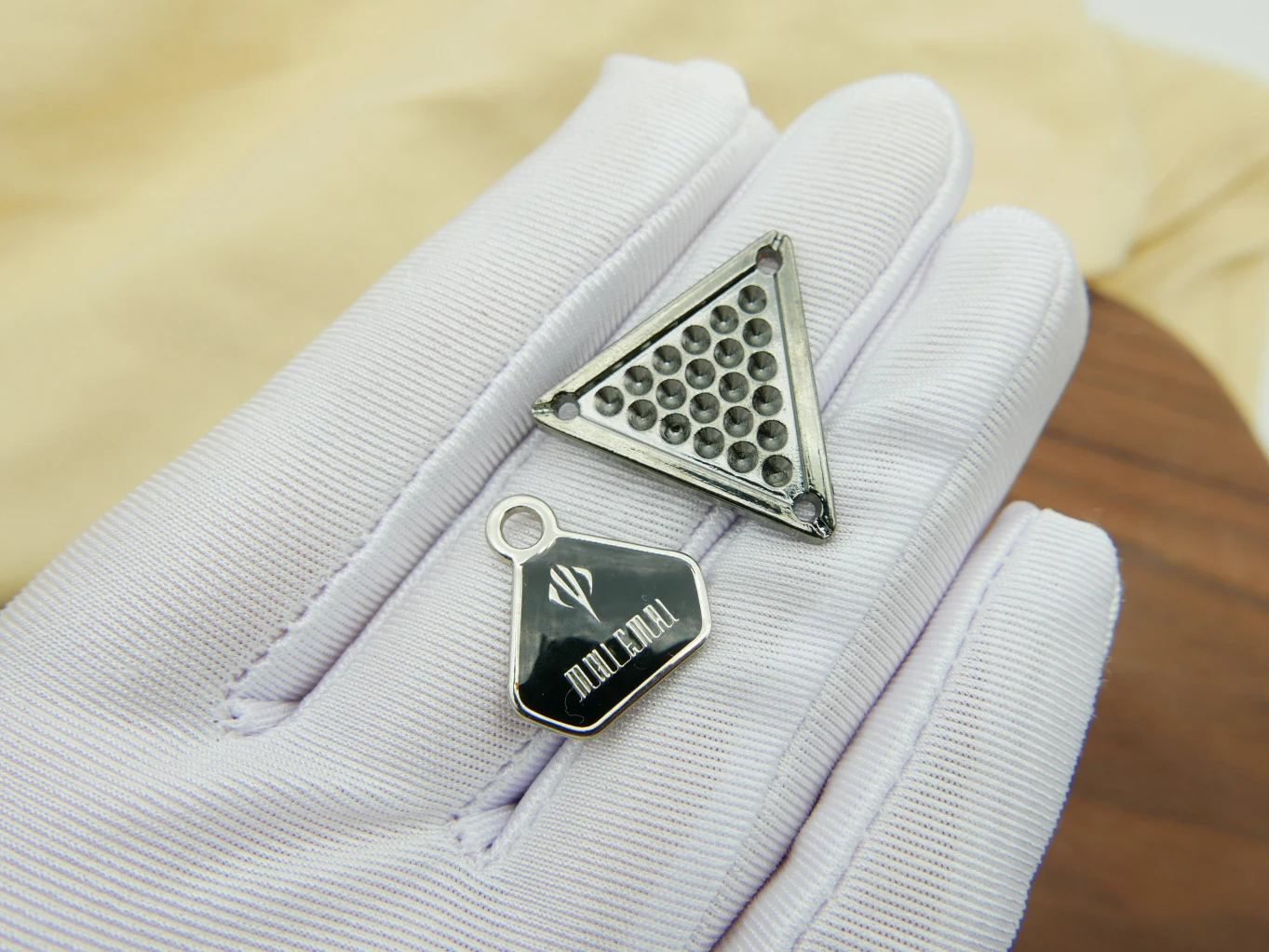 Etiqueta De Metal Para Ropa Personalized Custom Logo Metal Tag Metallic Label for Clothing