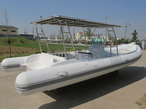 High quality 7.6-meter fiberglass fishing ship for sea use