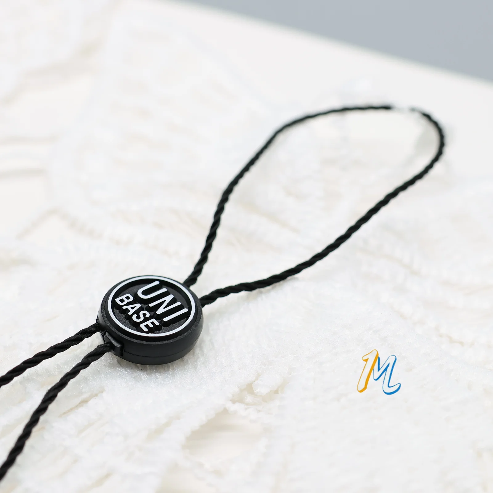 Custom Polyester Product String Cloth Tag Seal String With Logo Plastic Hang Tag String