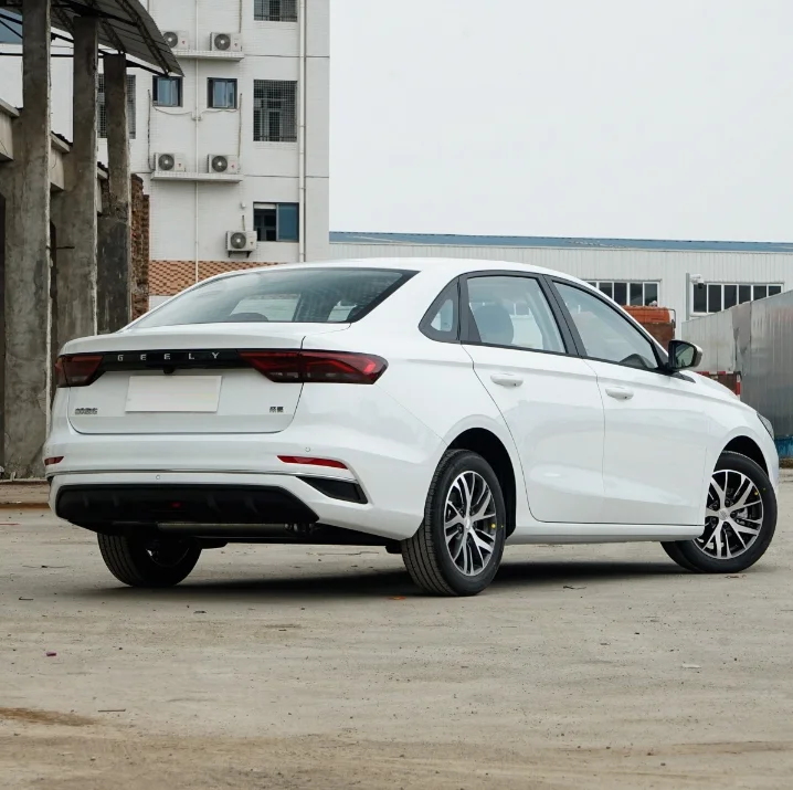 Geely Emgrand 2023 4th Generation Champion Edition 1.5L CVT Flagship Model 5 Seats Petrol Gasoline Fuel Sedan for Adults