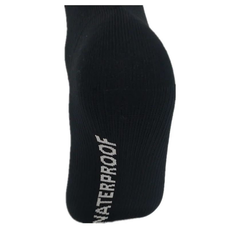 Waterproof Socks for Outdoor Sports Running Cycling Hiking Unisex Mid-Calf Merino Wool Socks for Men & Women