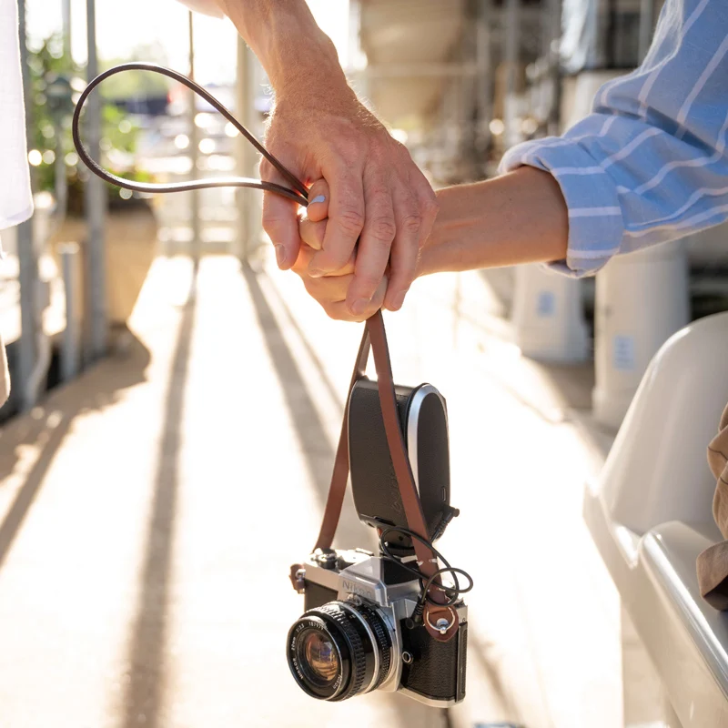 Godox Lux Senior 6000K Portable Retro On Camera Flash Light Video Studio Flash for Camera/Photo/Video Shooting