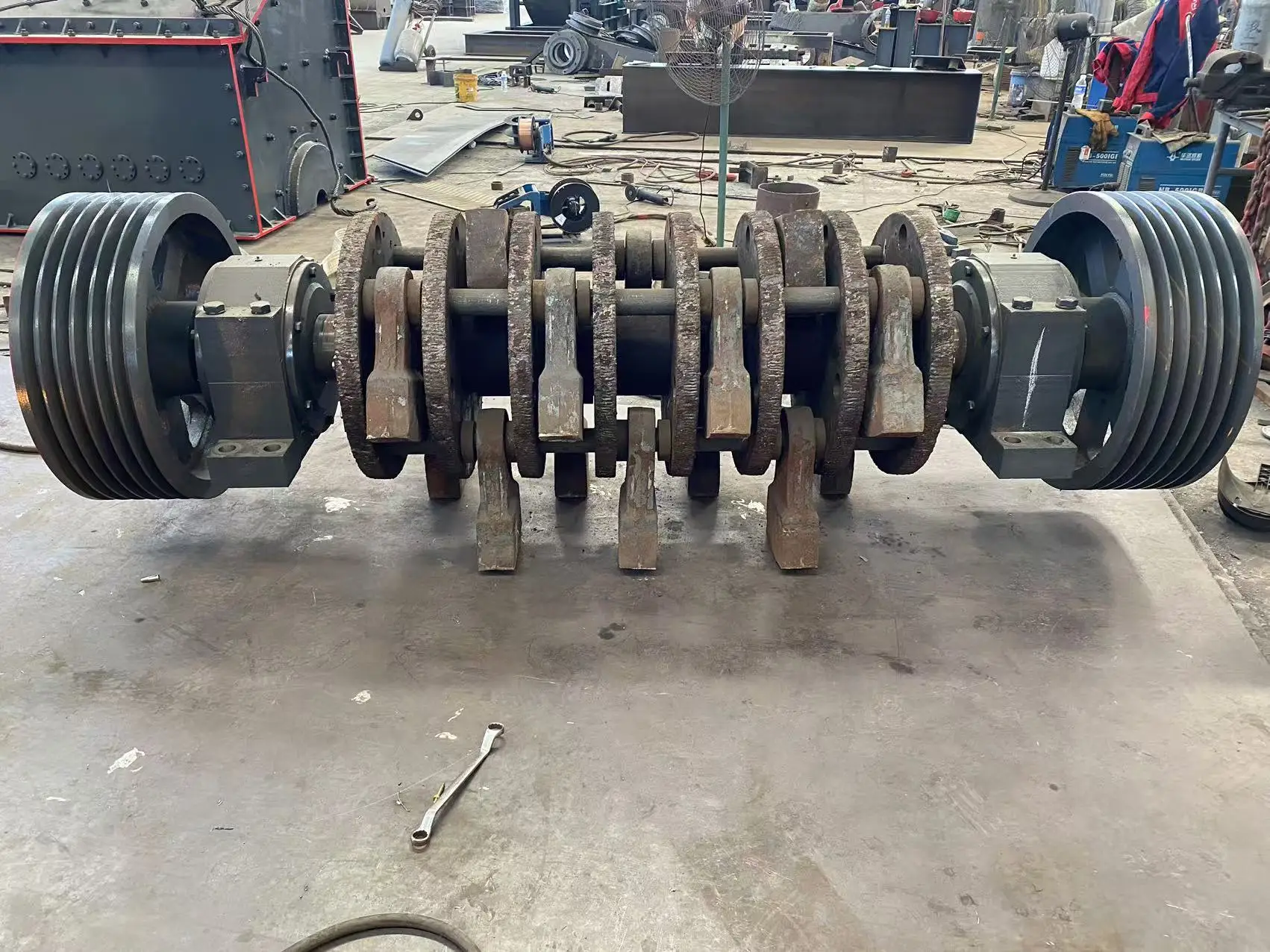 Low cost high capacity box crushers are sold for quarrying rock square box crushers