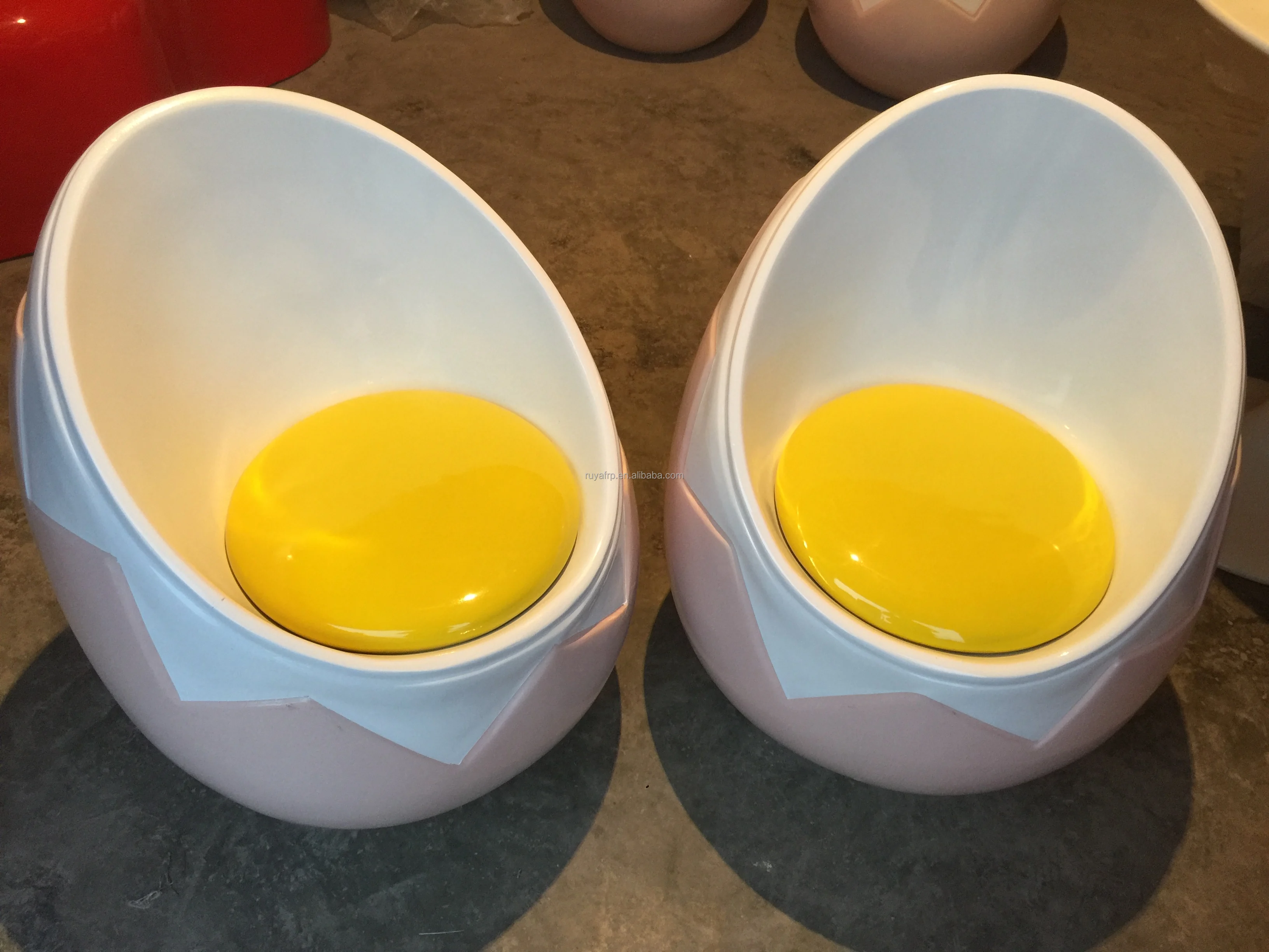 Fiberglass Outdoor Furniture Garden Egg Set Chair with Table