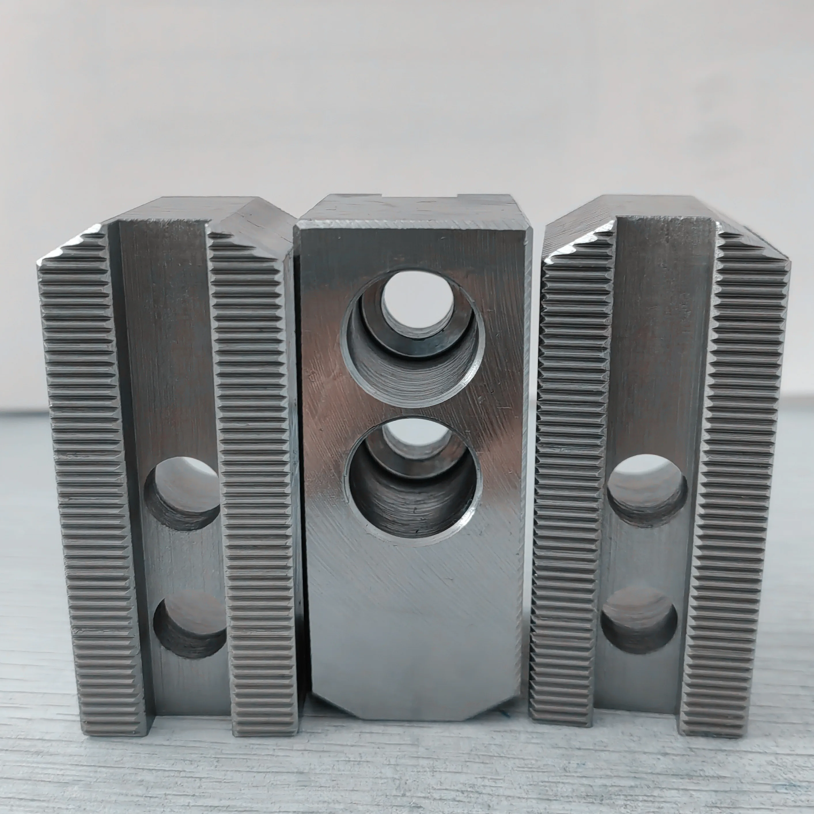 Высокая скорость 3-кулачковый мягкие челюсти гидравлический механизированный патрон 5 дюймов 90 потратить для Токарный станок с компьютерным числовым программным управлением