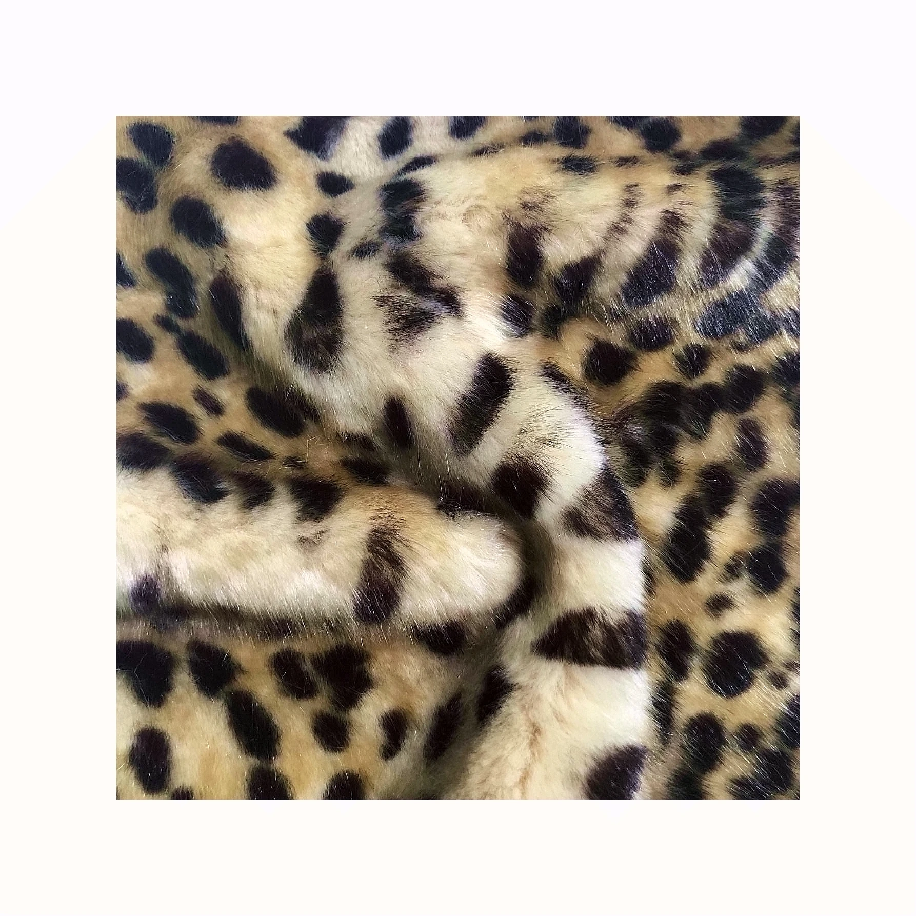 SUPER SOFT POLYESTER MADE LEOPARD FUR FABRIC