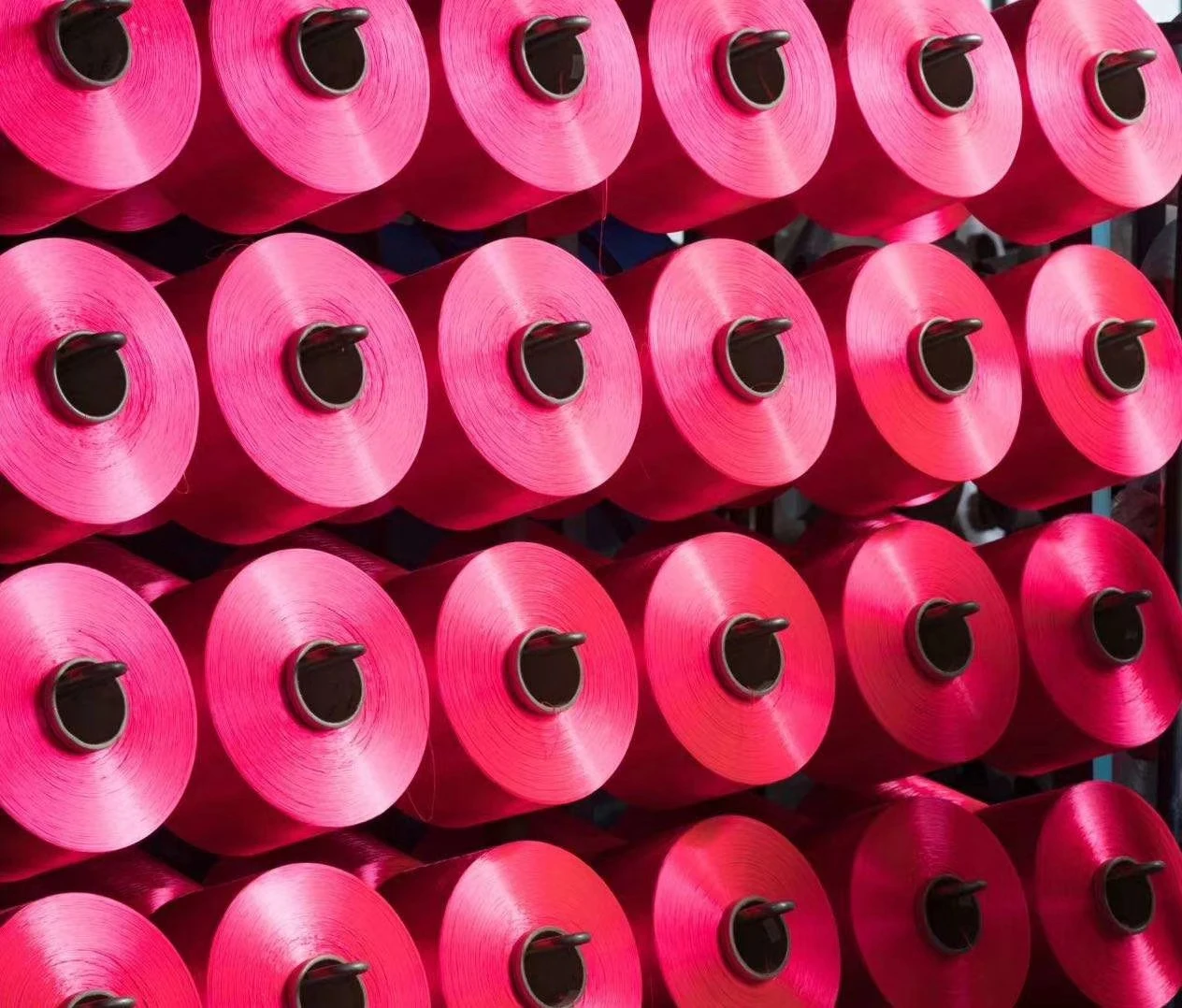 High Strength Nylon 66 Yarn 840D White Colour high tenacity TPM Z60 Twisting Industry Yarn