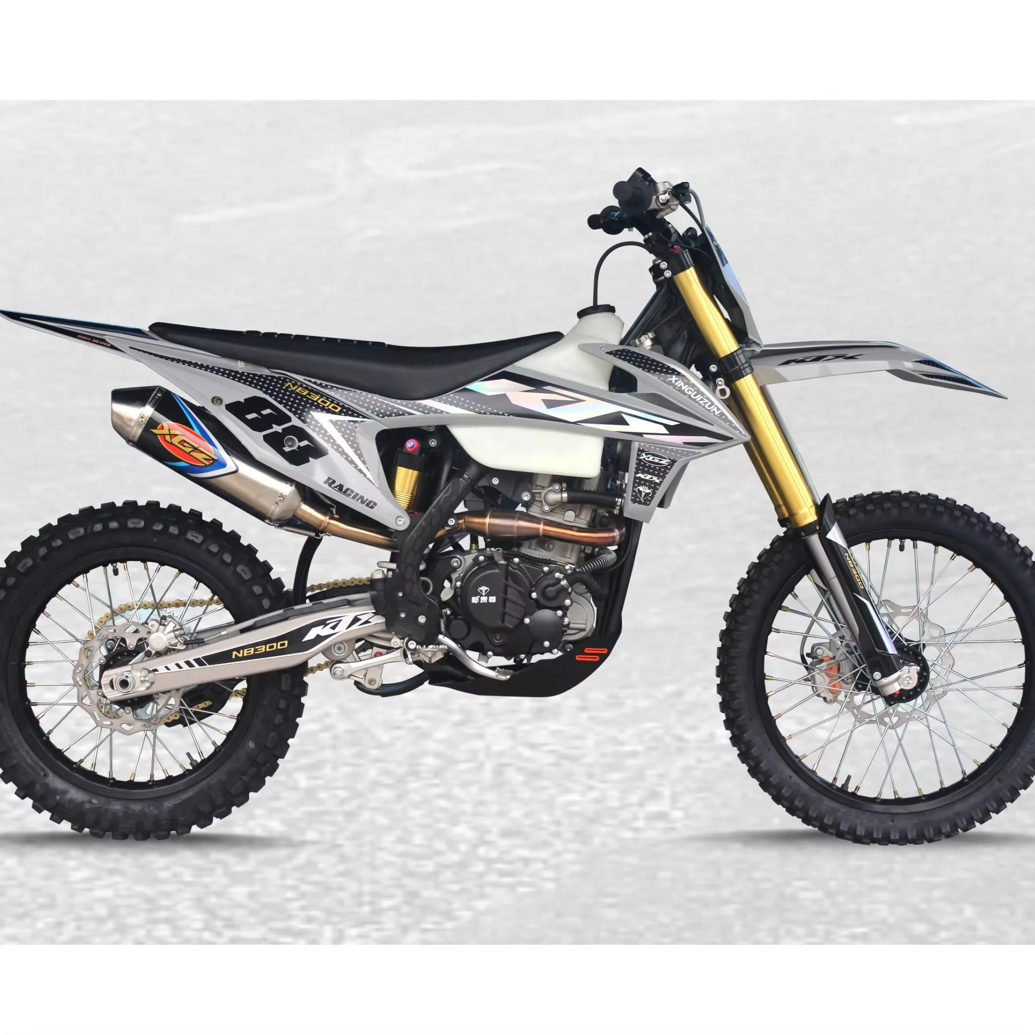 CQHZJ Wholesale With Zongshen NB300 Four-stoke Four-valve Six-gearbalance Shaft Brand New High-end Racing Motorcycle KTS.NB300