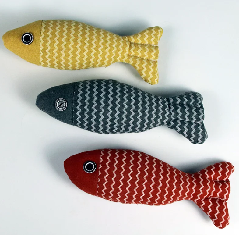 New Product Hot Sale Multi-Colored Safe Motion Activated Floppy Fish Dog Cat Pet Toy
