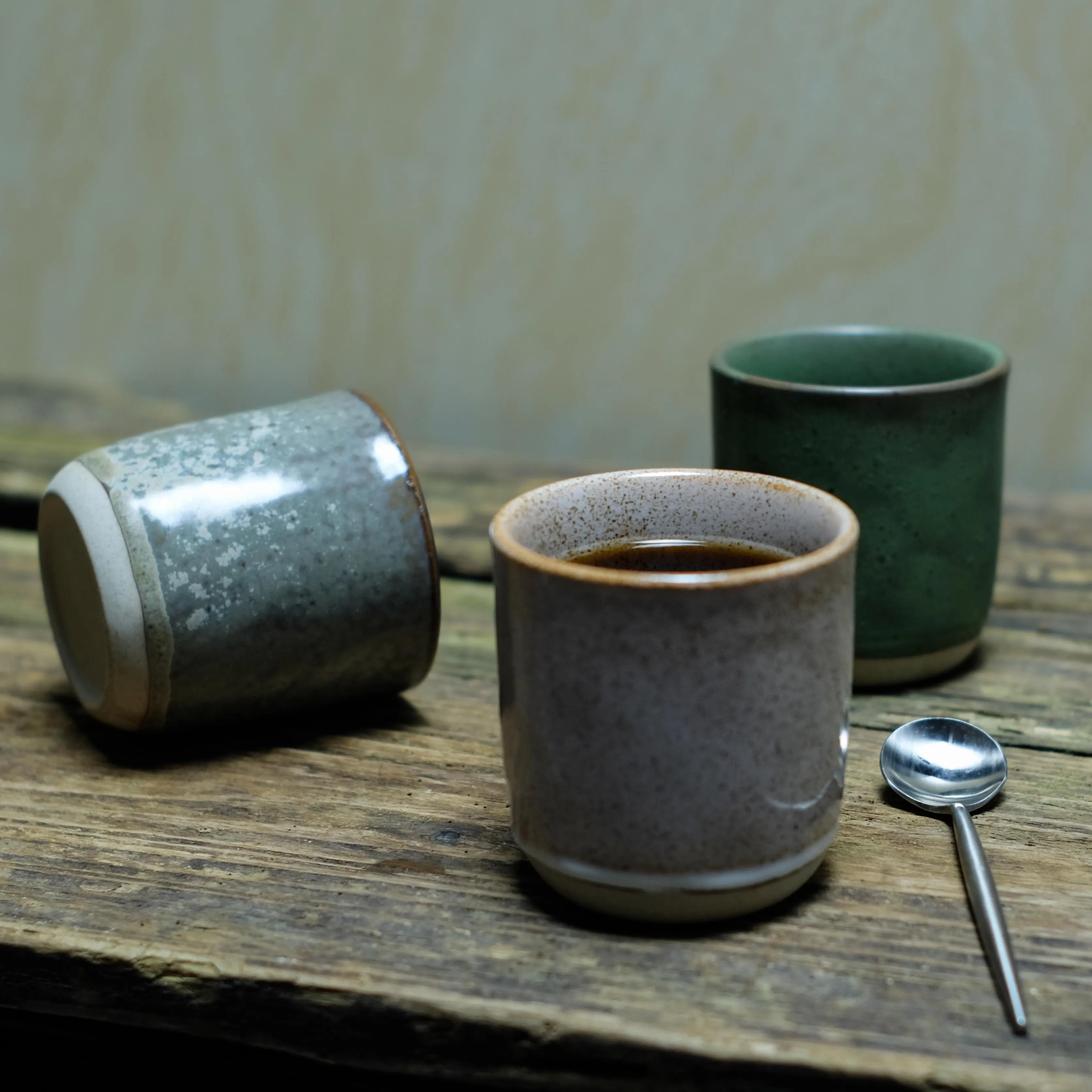 2024 Wholesale Kitchen & Tabletop Stoneware Cafe Rockery Tea Cup Handmade Hotel Quality Rustic Porcelain Teacup Ceramic Cups