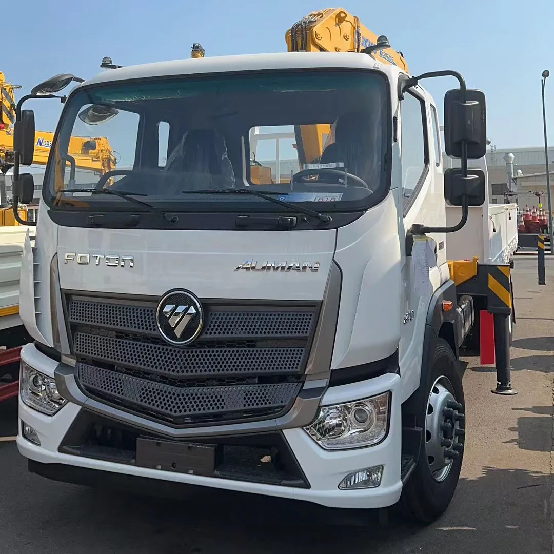 Foton Brand New  4X2 4X4 Truck Mounted 4T 5T Crane Foton Mini Truck