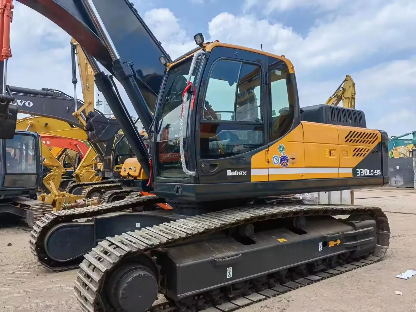 Original Korea Used 33 Ton Second Hand Excavator With Low Working Hour In 90% New Used Hyundai 330 Excavator For Sale