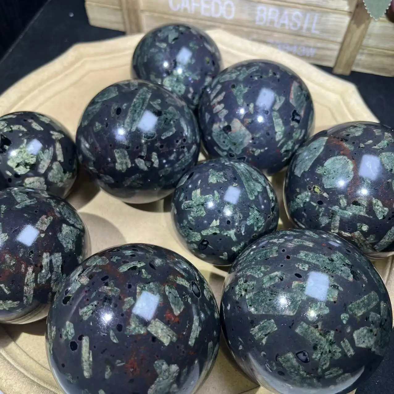 Wholesale Healing Stones Crystal Beautiful Polished Bamboo Leaf Jasper Sphere For Decoration