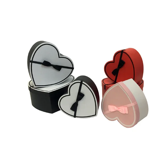 Биоразлагаемая экологически чистая упаковка для ресниц из гофрированной крафт-бумаги в форме сердца