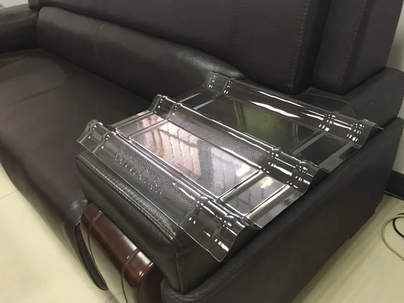 Изготовленное на заказ анти-УФ высокой прочности, анти-старение 2 листьев Прозрачный поликарбонатный пластик отправляете Кровельную плитку с асфальтовым покрытием глазурованная плитка кровельный лист