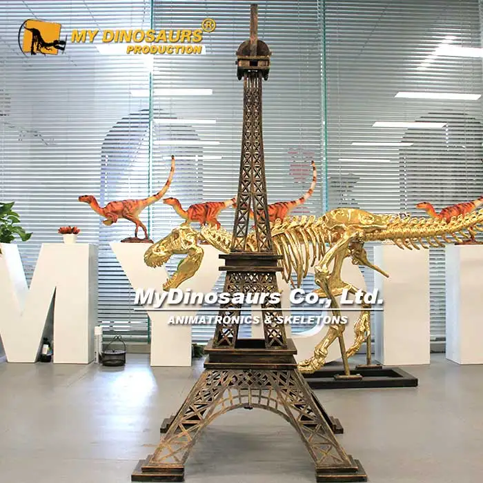 Mini-Eiffel-Tower-2.jpg