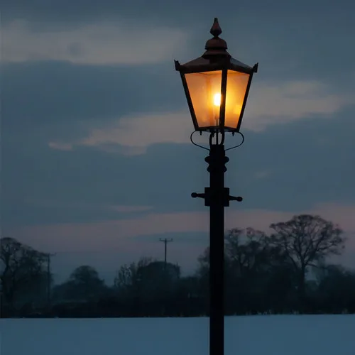 Power Antique Modern European Lamp Decorative Waterproof Street Poles Garden Solar Led Outdoor Light