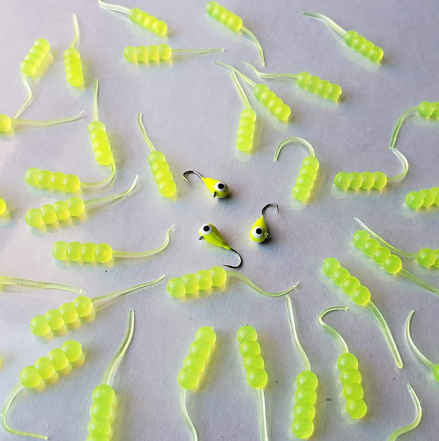 Tungsten Ice Jigs Glow in The Dark (0.44 Grams) includes soft plastic lures for ice fishing B10