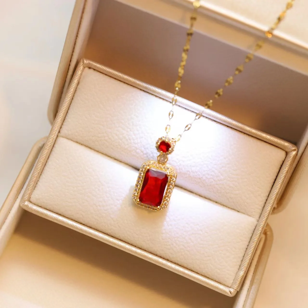 Fashion Hot Selling Emerald Zircon Crystal Vintage Stainless Steel Jewelry Set For Women