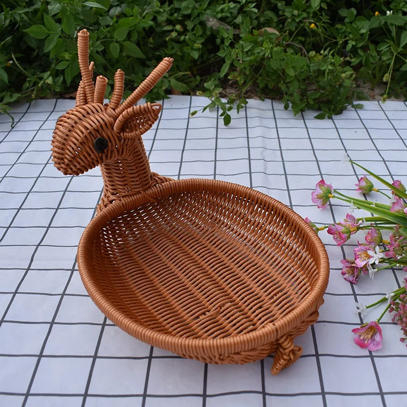 Wholesale wicker Bowl  fruit baskets living room creative fruit tray snack storage basket animal deer basket woven PP RATTAN