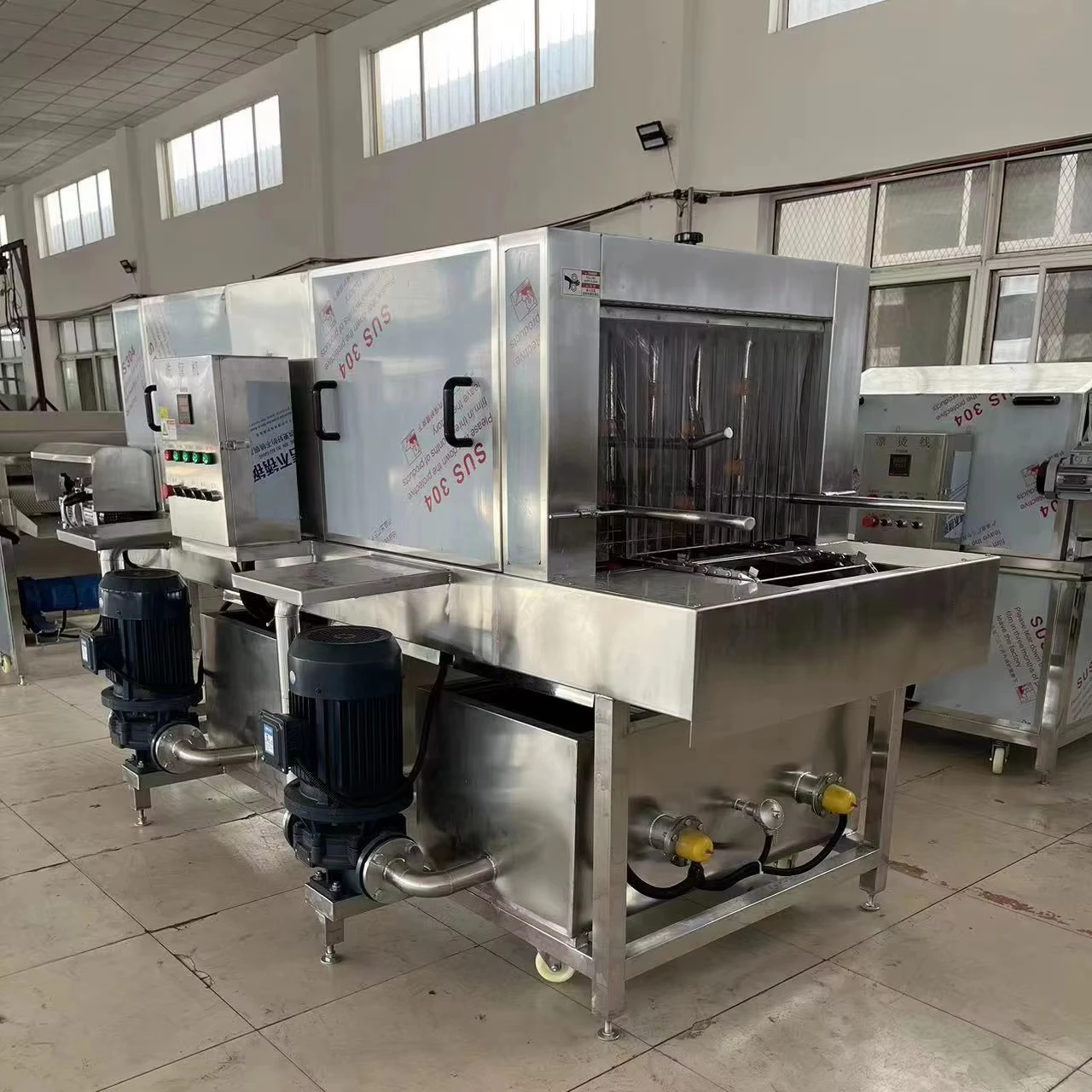 Factory use tunnel type cleaning machine for plastic basket/pallet/plate/tray/crate washer