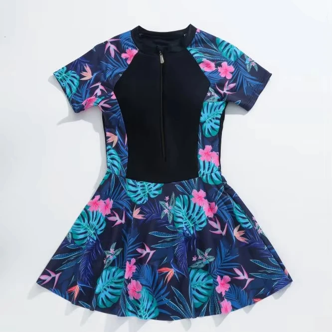 Contrasting Small Floral Pattern One-Piece Swimsuit for Youth and Girls for Children
