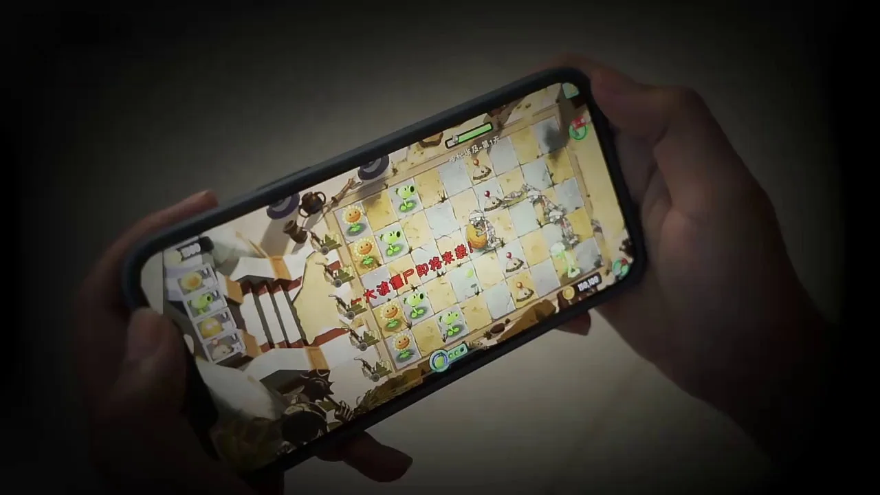 Manufacturer Pretty Anime Figure Plants vs. Zombies toys mystery box Clockwork Zombie clockwork toy surprise blind box