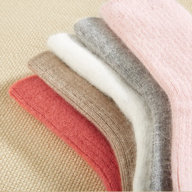 Custom Winter thickened rabbit wool socks warm Plush socks women wholesale