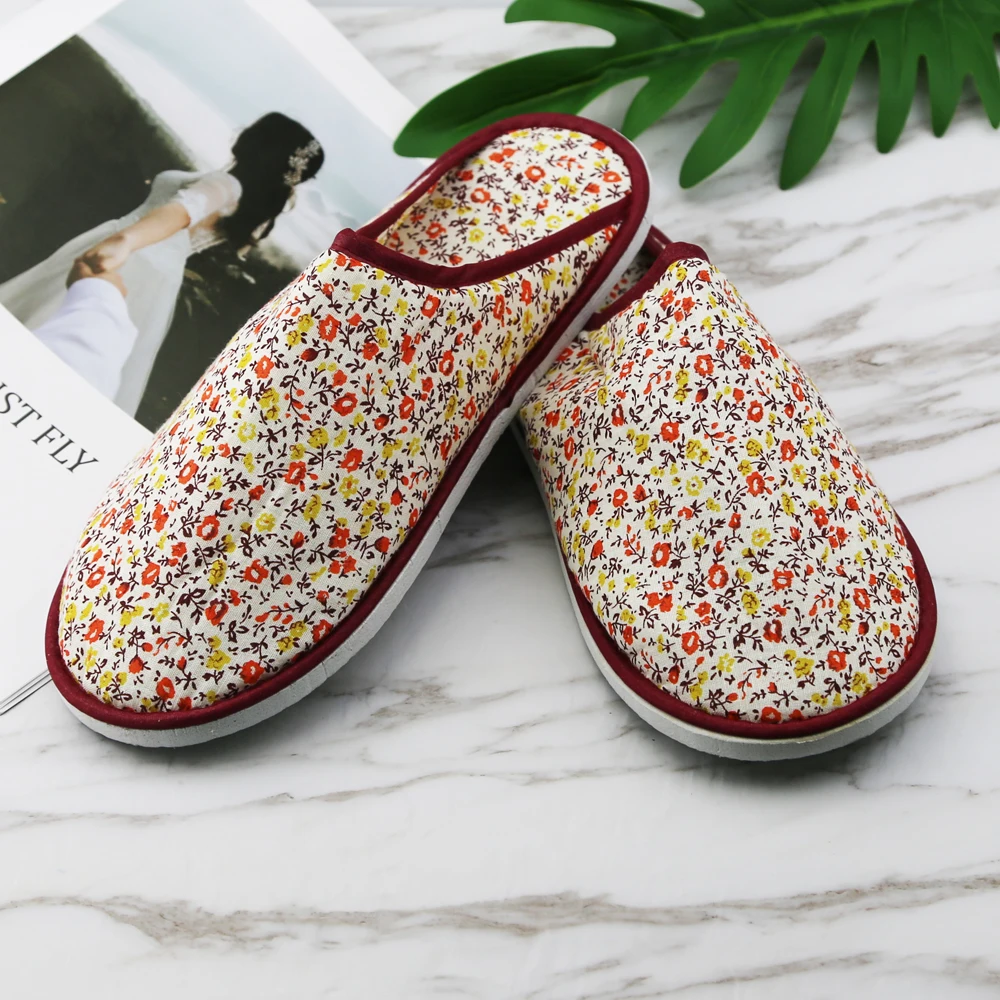 Variety of materials can be customized womens slippers hot transfer color transition disposable slippers spa