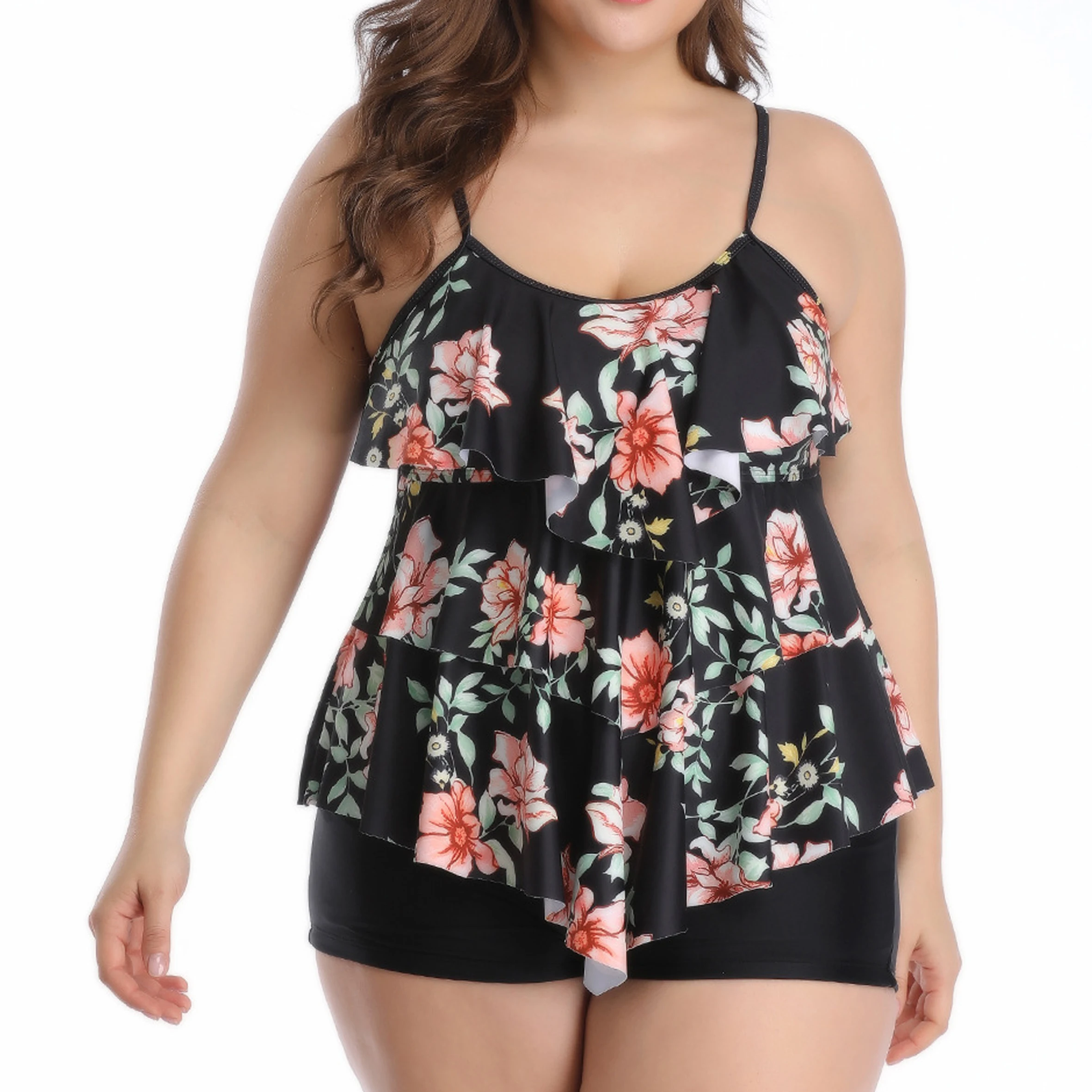 Купальные костюмы и танкини больших размеров с рюшами и воланом