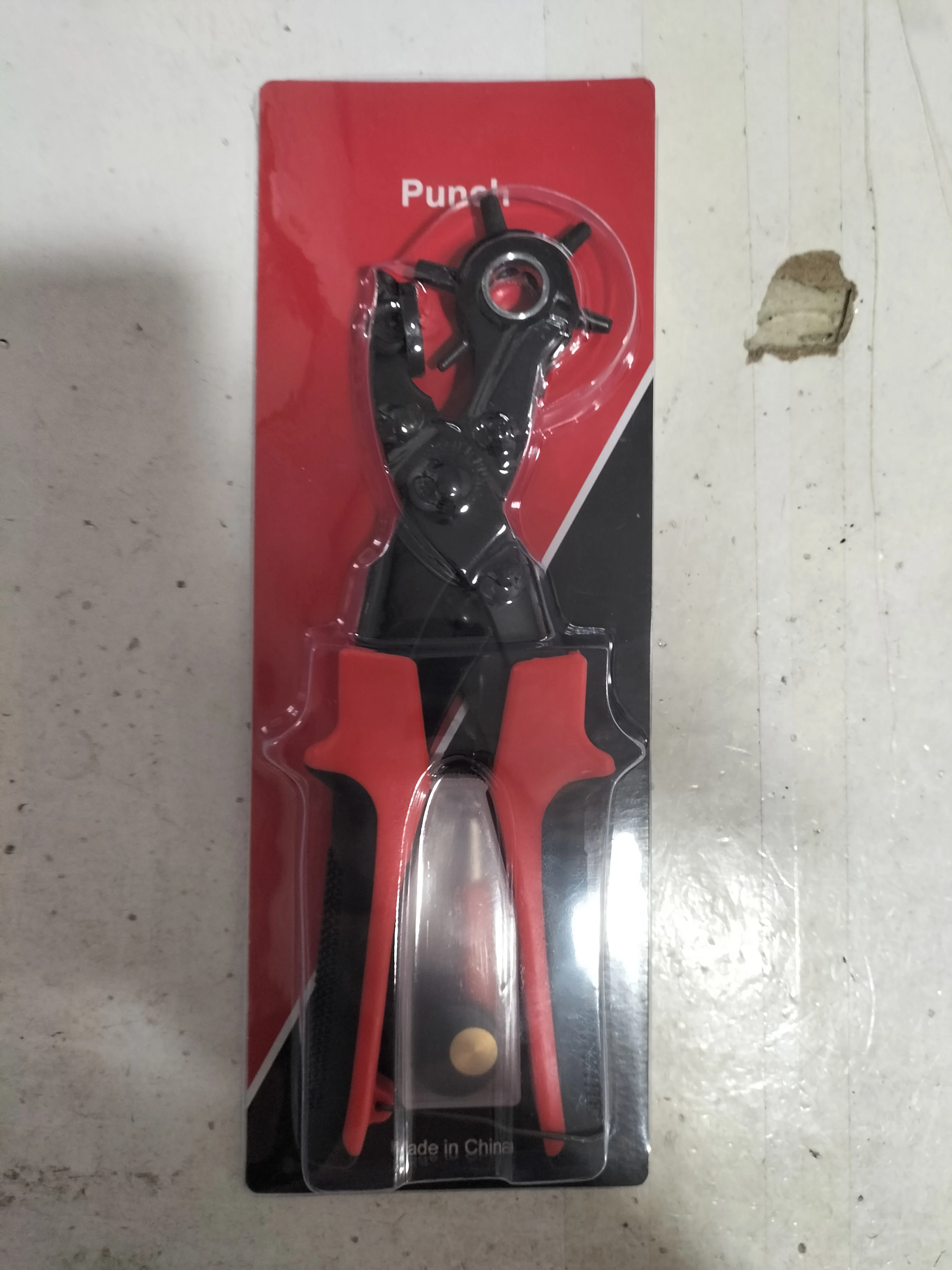 Ручной перфоратор