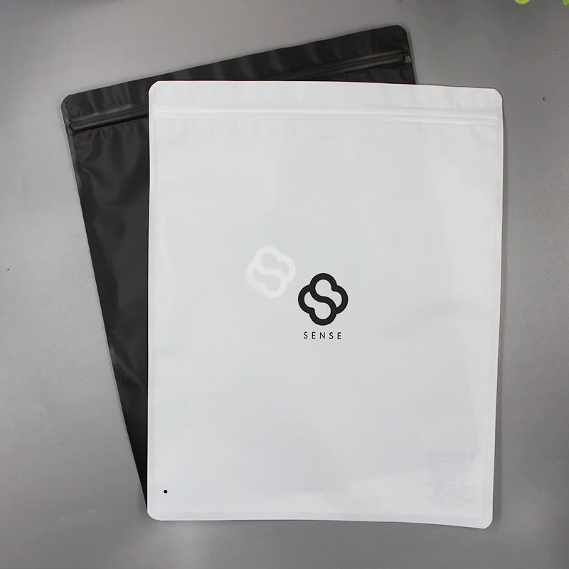 Custom Logo Color Shirt Packaging Plastic Bag Clothes Reseal Pouch Bags T-Shirt with Zip Lock